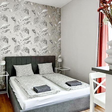T32 Central Modern Suites Budapest Exterior photo