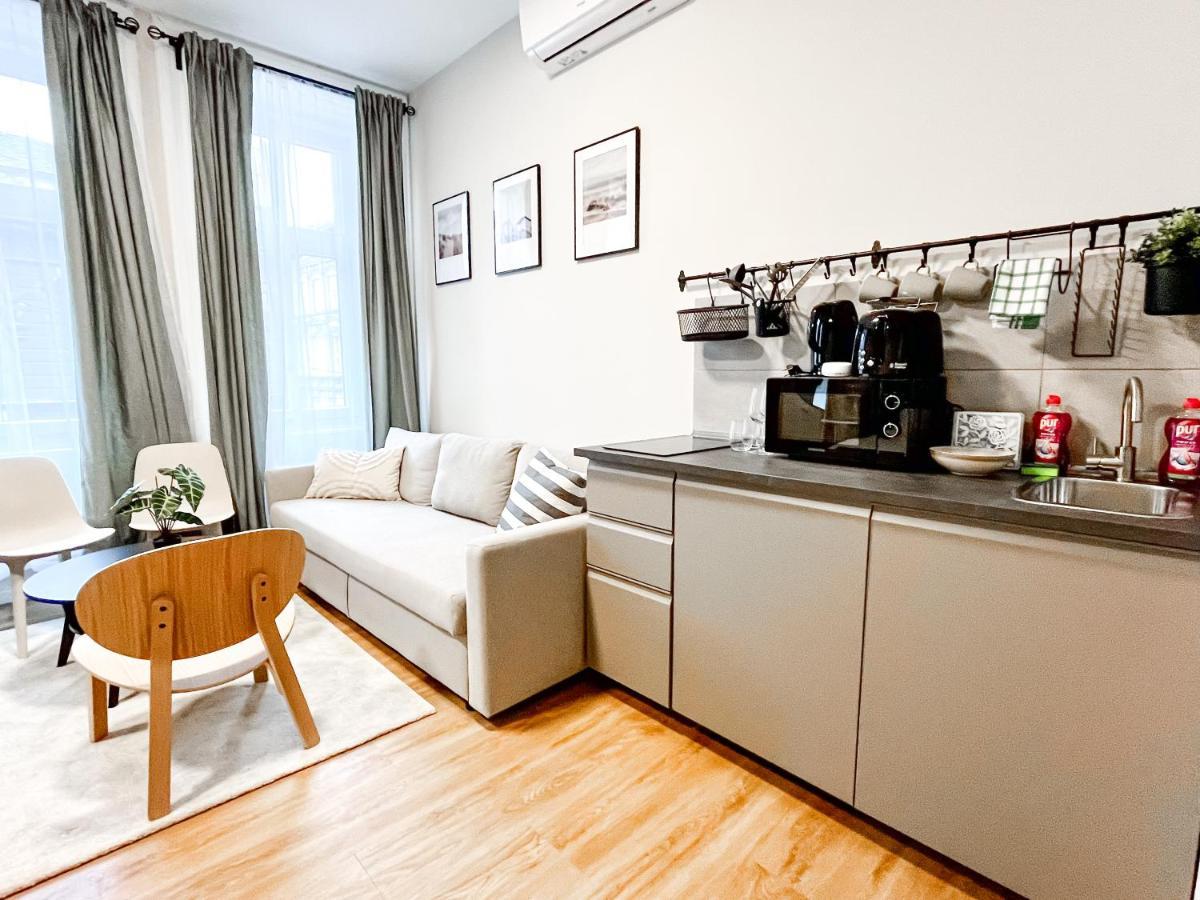 T32 Central Modern Suites Budapest Exterior photo