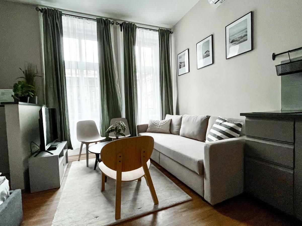 T32 Central Modern Suites Budapest Exterior photo